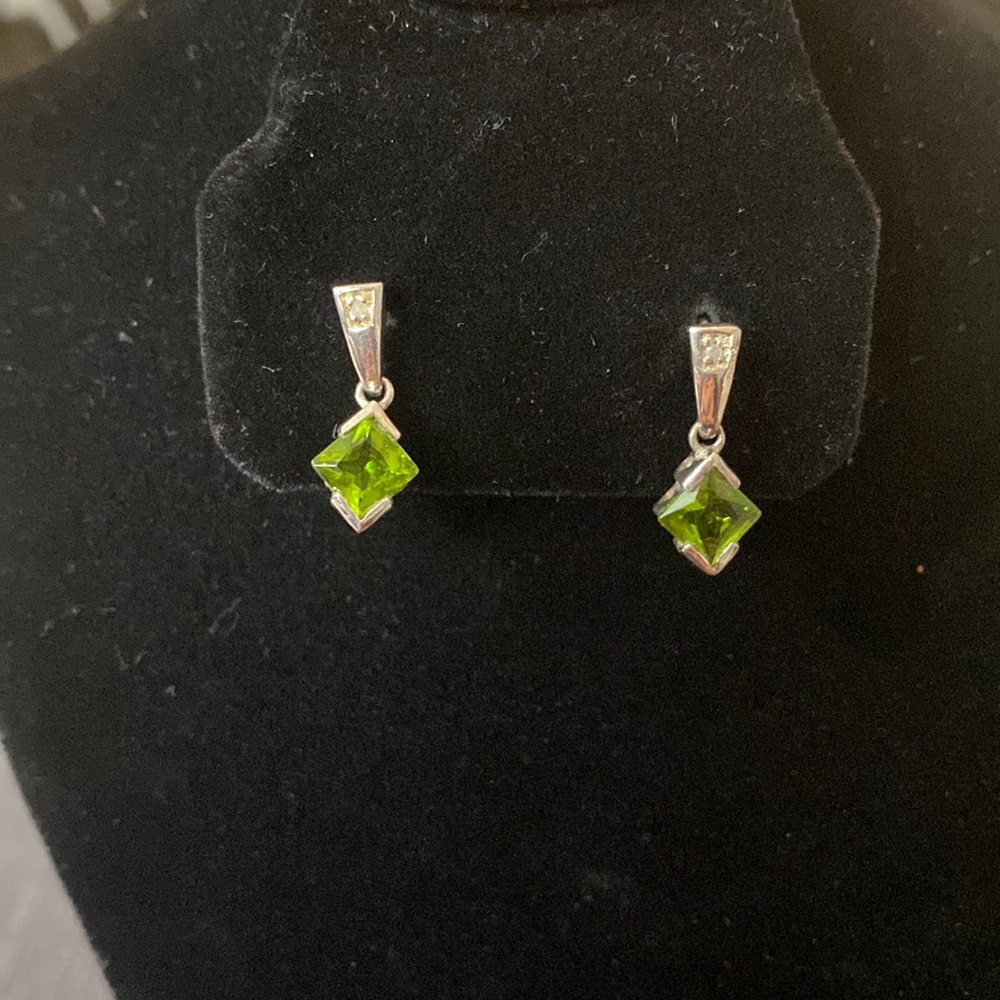 Vintage Sterling Silver Peridot and Real Diamond post Earrings